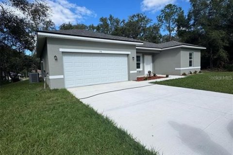 Casa en venta en Citrus Springs, Florida, 4 dormitorios, 146.79 m2 № 1885632 - foto 1