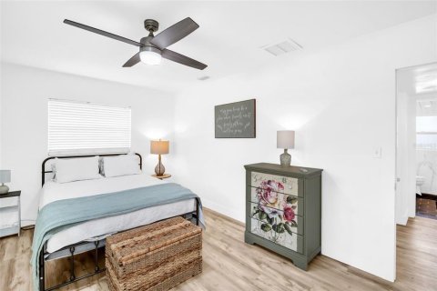 Casa en venta en Clearwater, Florida, 3 dormitorios, 154.03 m2 № 1905963 - foto 28