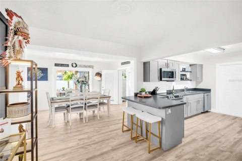 Casa en venta en Clearwater, Florida, 3 dormitorios, 154.03 m2 № 1905963 - foto 11