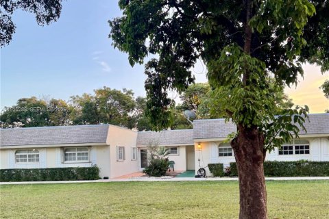 Condominio en venta en Miami, Florida, 2 dormitorios, 103.12 m2 № 1990519 - foto 4