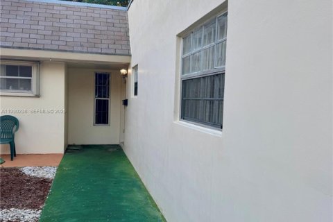 Condominio en venta en Miami, Florida, 2 dormitorios, 103.12 m2 № 1990519 - foto 7