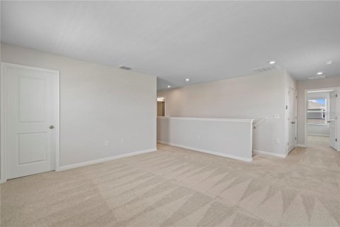 House in Davenport, Florida 4 bedrooms, 266.63 sq.m. № 1670072 - photo 19