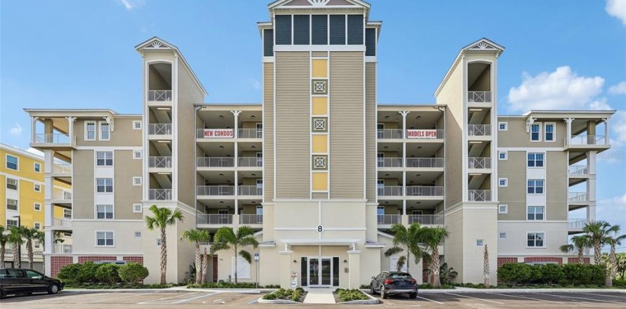 Condo in New Smyrna Beach, Florida, 2 bedrooms  № 2402776