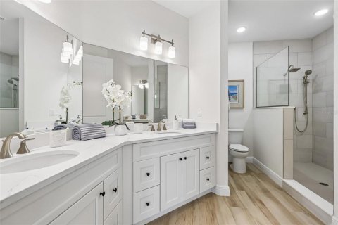 Condo in New Smyrna Beach, Florida, 2 bedrooms  № 2402776 - photo 21