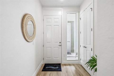 Condo in New Smyrna Beach, Florida, 2 bedrooms  № 2402776 - photo 30