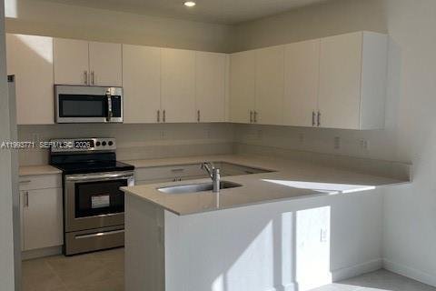 Casa en alquiler en Homestead, Florida, 3 dormitorios, 149.76 m2 № 2055483 - foto 6