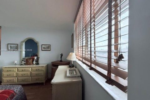 Condominio en venta en Lauderdale Lakes, Florida, 1 dormitorio, 69.49 m2 № 2055428 - foto 20