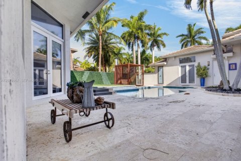 Villa ou maison à vendre à Weston, Floride: 5 chambres, 451.32 m2 № 2327487 - photo 13