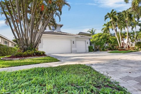 Villa ou maison à vendre à Weston, Floride: 5 chambres, 451.32 m2 № 2327487 - photo 3