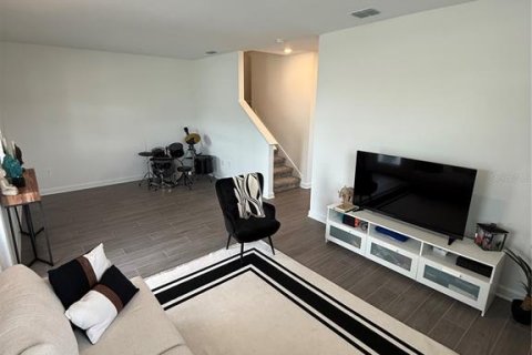 Touwnhouse à vendre à Orlando, Floride: 3 chambres, 148.55 m2 № 1857933 - photo 8
