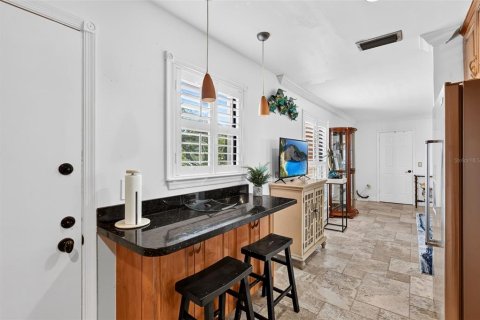 Condo in Stuart, Florida, 2 bedrooms  № 2289658 - photo 25