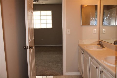 Condominio en alquiler en Sarasota, Florida, 2 dormitorios, 115.76 m2 № 1642612 - foto 11