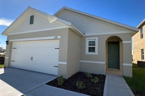 Casa en alquiler en Davenport, Florida, 3 dormitorios, 139.73 m2 № 1906823 - foto 1