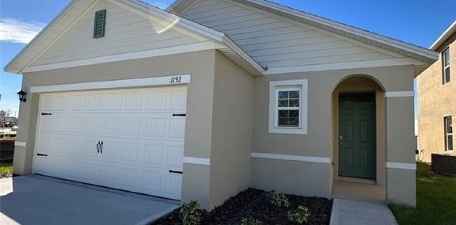 Casa en Davenport, Florida 3 dormitorios, 139.73 m2 № 1906823