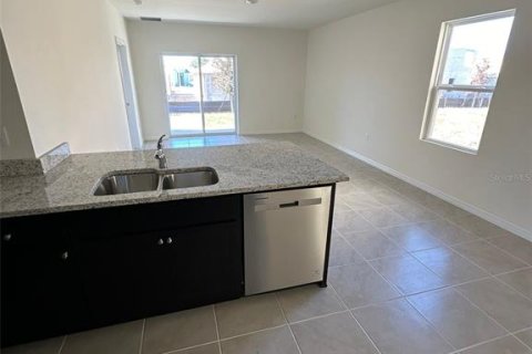 Casa en alquiler en Davenport, Florida, 3 dormitorios, 139.73 m2 № 1906823 - foto 5