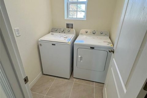 Casa en alquiler en Davenport, Florida, 3 dormitorios, 139.73 m2 № 1906823 - foto 7