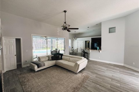Casa en venta en Orlando, Florida, 4 dormitorios, 221.11 m2 № 1905435 - foto 18