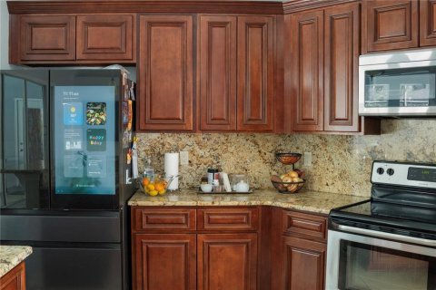 Casa en venta en Orlando, Florida, 4 dormitorios, 221.11 m2 № 1905435 - foto 9