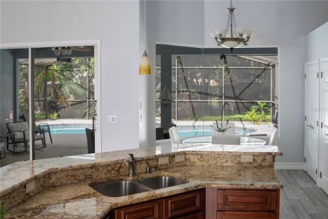 Casa en venta en Orlando, Florida, 4 dormitorios, 221.11 m2 № 1905435 - foto 11