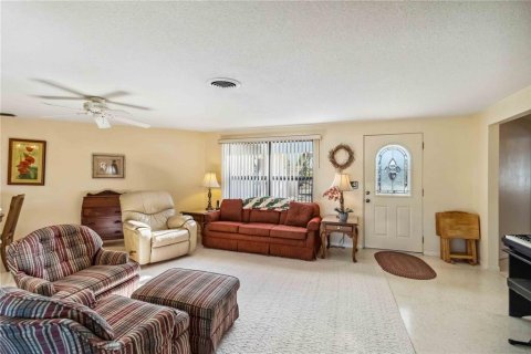 Villa ou maison à vendre à Bradenton, Floride: 2 chambres, 190.82 m2 № 1585895 - photo 6