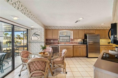 Villa ou maison à vendre à Bradenton, Floride: 2 chambres, 190.82 m2 № 1585895 - photo 18