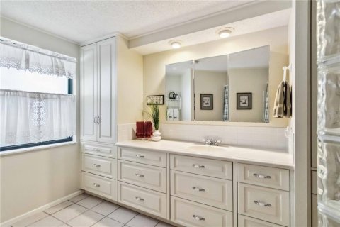Villa ou maison à vendre à Bradenton, Floride: 2 chambres, 190.82 m2 № 1585895 - photo 30