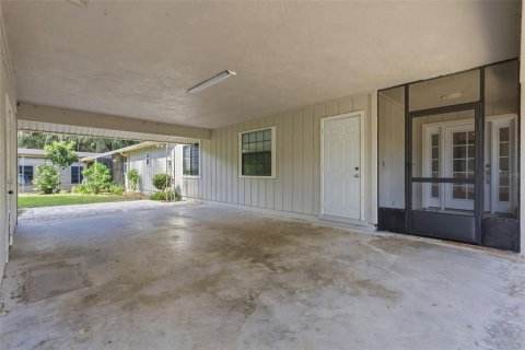Casa en venta en Umatilla, Florida, 5 dormitorios, 458.57 m2 № 2420585 - foto 22