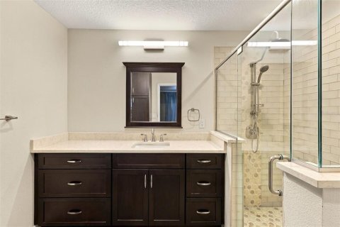 Casa en venta en Umatilla, Florida, 5 dormitorios, 458.57 m2 № 2420585 - foto 18