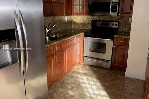 Adosado en alquiler en Hialeah, Florida, 3 dormitorios, 105.35 m2 № 2006804 - foto 14