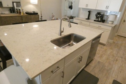 Adosado en venta en Oldsmar, Florida, 3 dormitorios, 154.87 m2 № 2122810 - foto 11