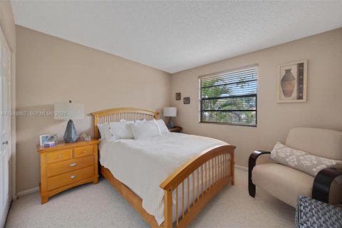 Adosado en venta en Miami, Florida, 3 dormitorios, 147.53 m2 № 2004752 - foto 23