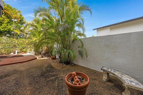 Adosado en venta en Miami, Florida, 3 dormitorios, 147.53 m2 № 2004752 - foto 27