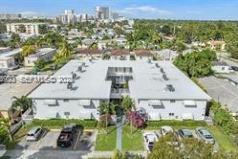 Copropriété à louer à Hollywood, Floride: 2 chambres, 96.62 m2 № 1984448 - photo 25