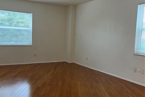 Condo in Sarasota, Florida, 2 bedrooms  № 2117383 - photo 18
