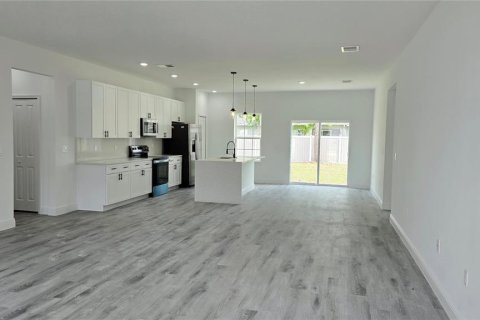 House in Ocala, Florida 4 bedrooms, 164.81 sq.m. № 1622620 - photo 6