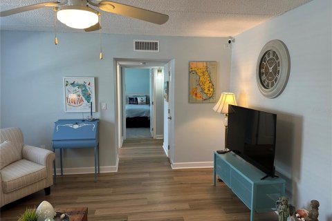 Copropriété à louer à South Pasadena, Floride: 2 chambres, 88.63 m2 № 2386008 - photo 11