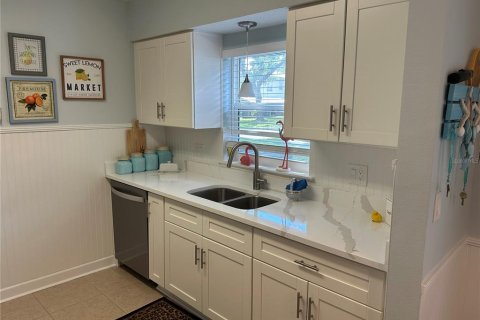 Copropriété à louer à South Pasadena, Floride: 2 chambres, 88.63 m2 № 2386008 - photo 7