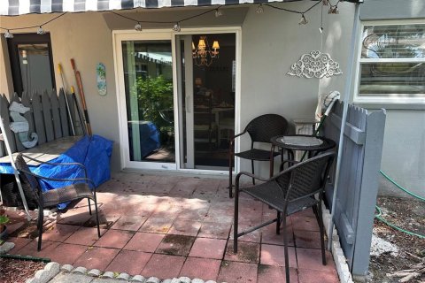 Copropriété à louer à South Pasadena, Floride: 2 chambres, 88.63 m2 № 2386008 - photo 9