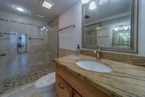 Condominio en alquiler en Redington Shores, Florida, 2 dormitorios, 108.23 m2 № 1688149 - foto 21
