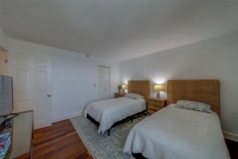 Condominio en alquiler en Redington Shores, Florida, 2 dormitorios, 108.23 m2 № 1688149 - foto 25