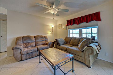 Copropriété à vendre à Port Charlotte, Floride: 2 chambres, 77.85 m2 № 1608923 - photo 17