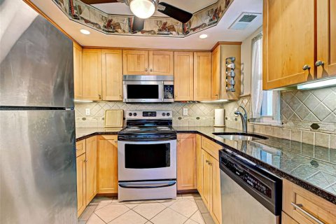 Copropriété à vendre à Port Charlotte, Floride: 2 chambres, 77.85 m2 № 1608923 - photo 13