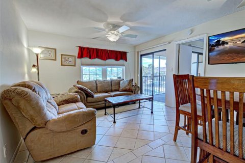 Copropriété à vendre à Port Charlotte, Floride: 2 chambres, 77.85 m2 № 1608923 - photo 11