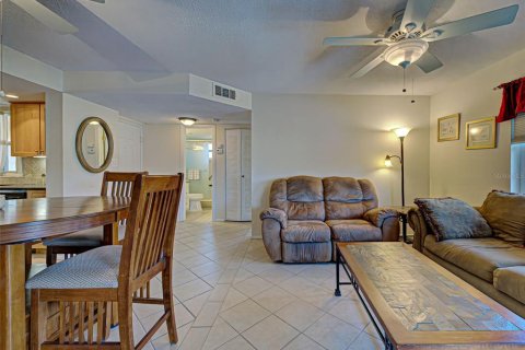 Copropriété à vendre à Port Charlotte, Floride: 2 chambres, 77.85 m2 № 1608923 - photo 16