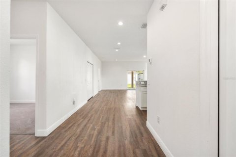 Villa ou maison à louer à Gainesville, Floride: 3 chambres, 136.1 m2 № 1848694 - photo 12