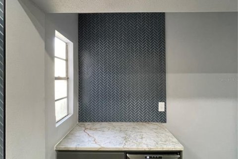 Casa en venta en Orlando, Florida, 3 dormitorios, 119.84 m2 № 1911888 - foto 12