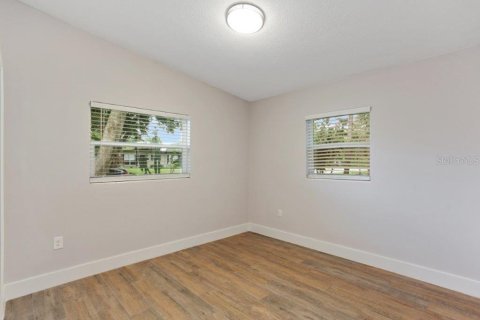 Casa en venta en Orlando, Florida, 3 dormitorios, 119.84 m2 № 1911888 - foto 25