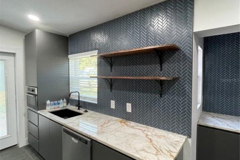Casa en venta en Orlando, Florida, 3 dormitorios, 119.84 m2 № 1911888 - foto 14