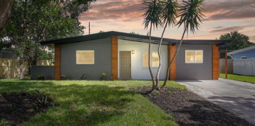 Casa en Orlando, Florida 3 dormitorios, 119.84 m2 № 1911888
