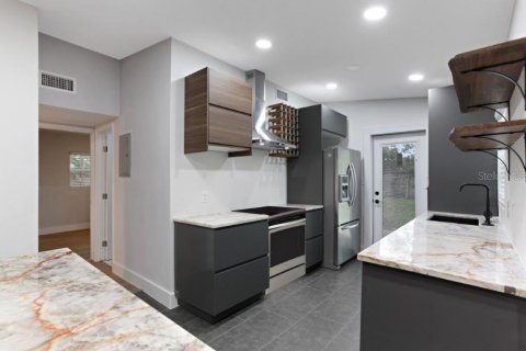 Casa en venta en Orlando, Florida, 3 dormitorios, 119.84 m2 № 1911888 - foto 10